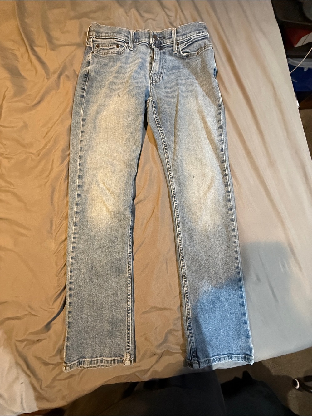 Light Wash women Straight Leg Jeans - Casual Everyday Denim
